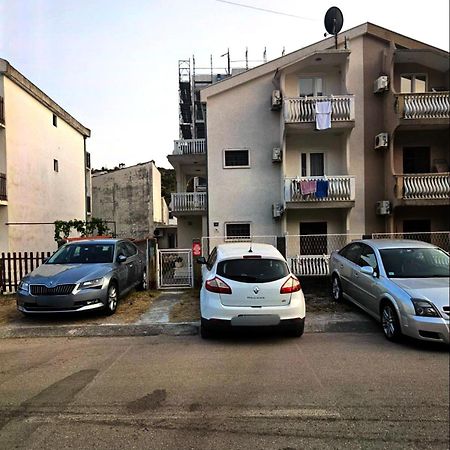 Apartments Skala Sutomore Buitenkant foto